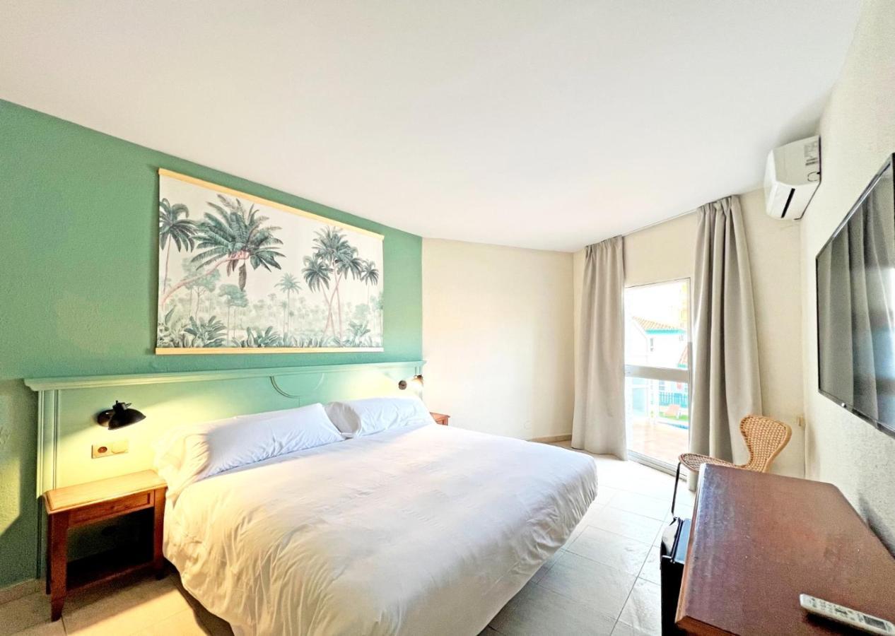 Hotel Moon Dreams Fuengirola Exterior foto
