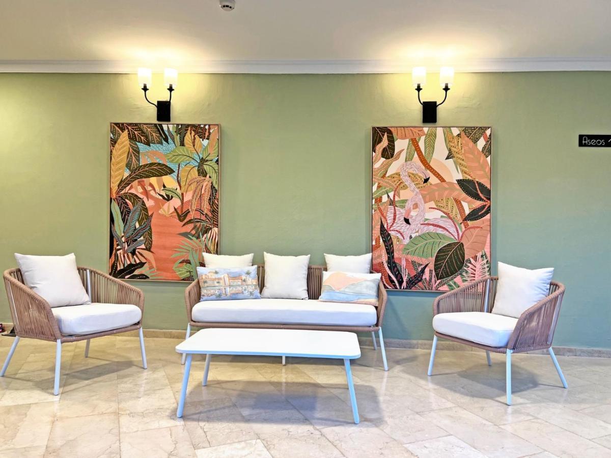 Hotel Moon Dreams Fuengirola Exterior foto
