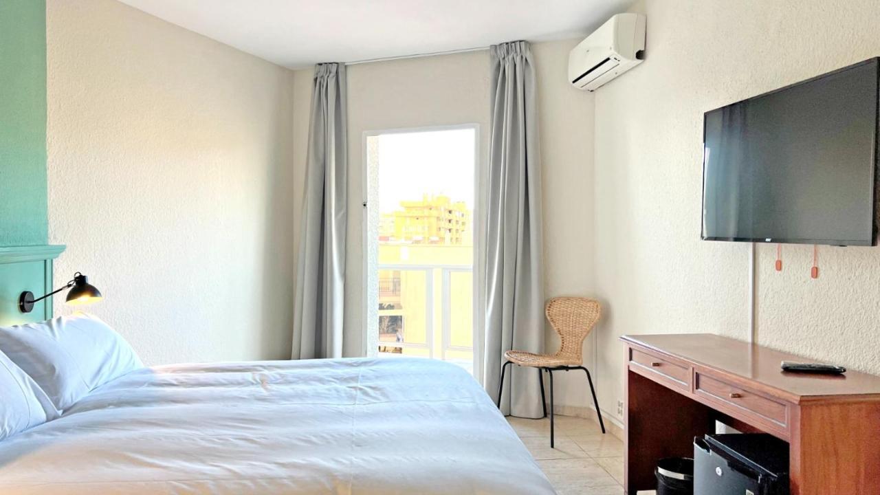 Hotel Moon Dreams Fuengirola Exterior foto